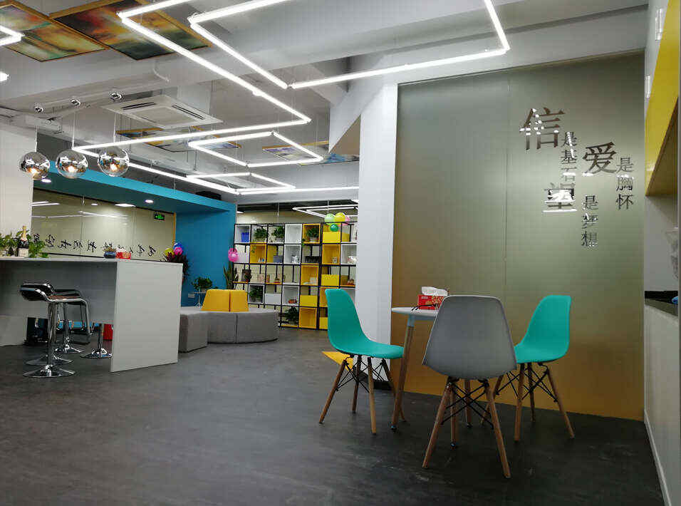 泰馳馬克等待區裝修設計